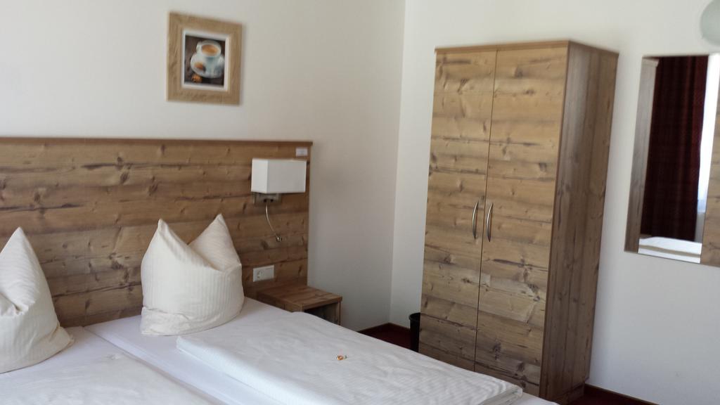 Hotel Alte Krone Tübingen Szoba fotó